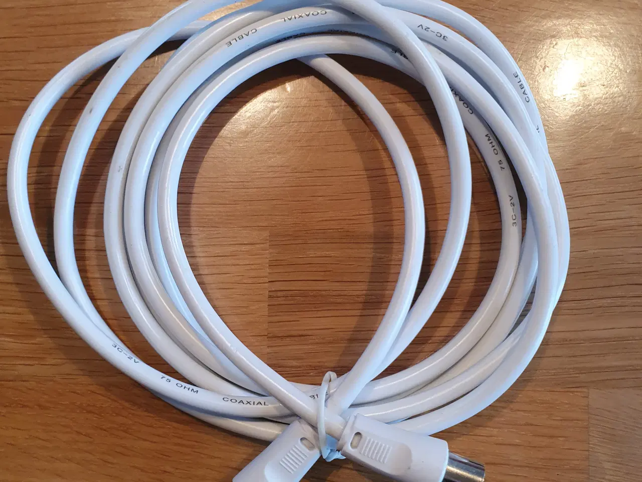 Billede 1 - Antenne kabel 