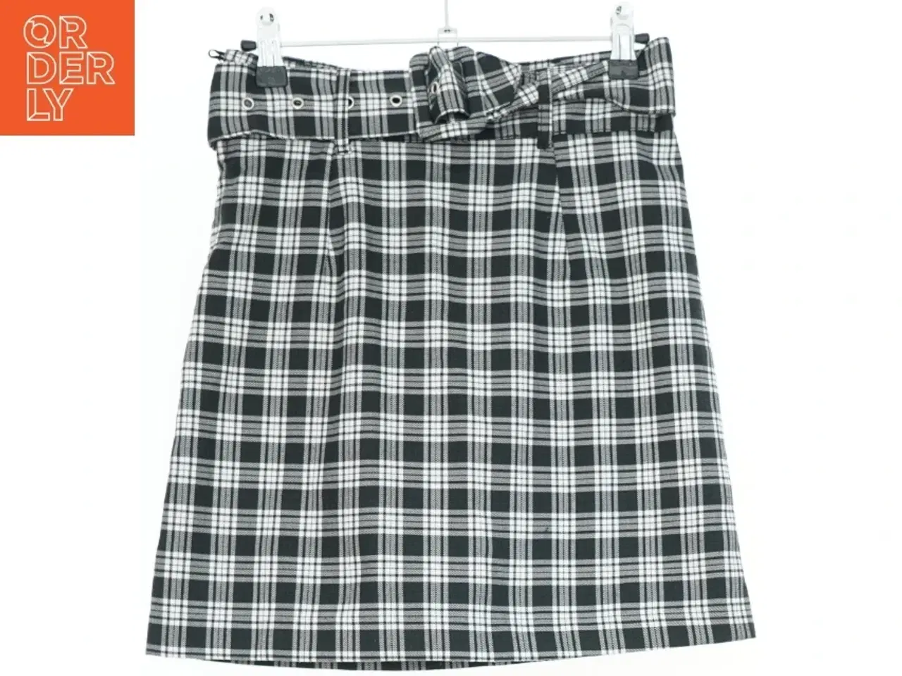 Billede 1 - Sort- og hvidternet nederdel fra H&M (str. S)