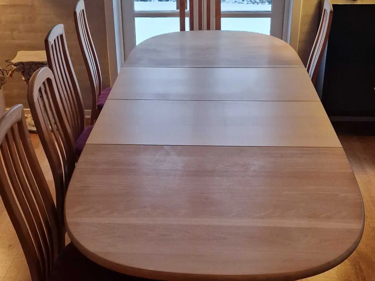 Billede 1 - Spisebord med udtræk, bøg