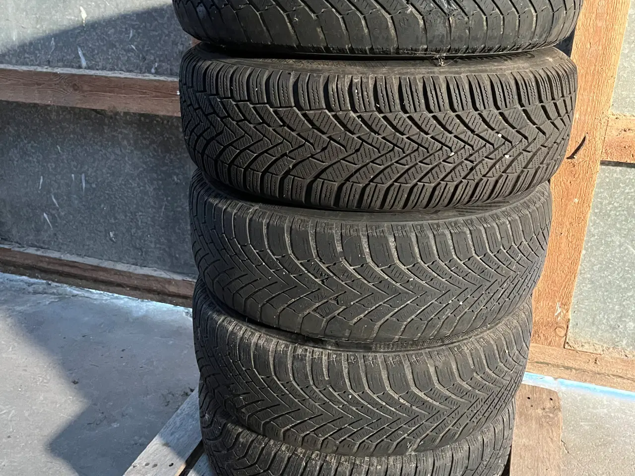 Billede 3 - 5 stk. vinterdæk på stålfælge