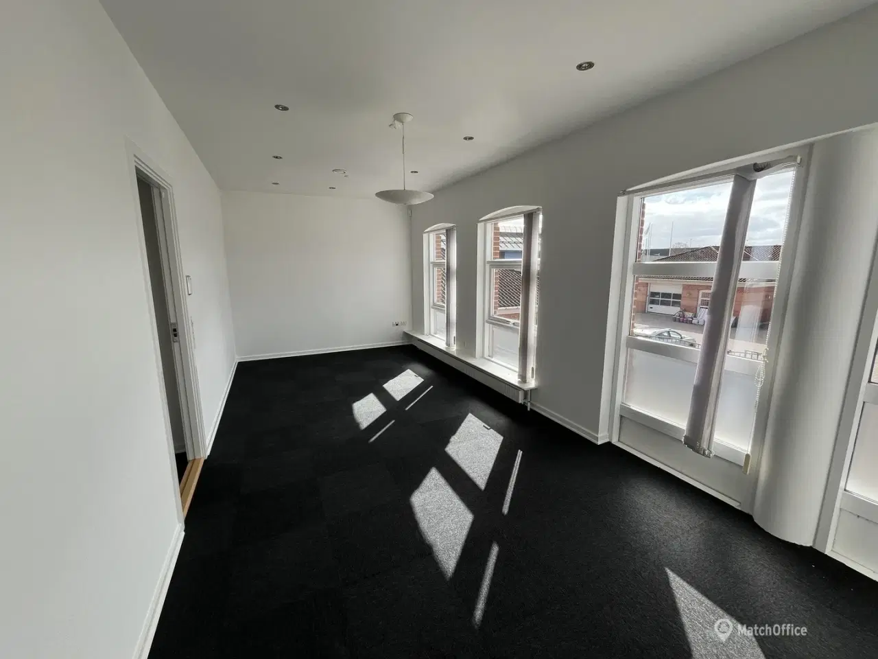 Billede 6 - Pænt og indflytningsklart kontorlejemål beliggende på hele 1. salen