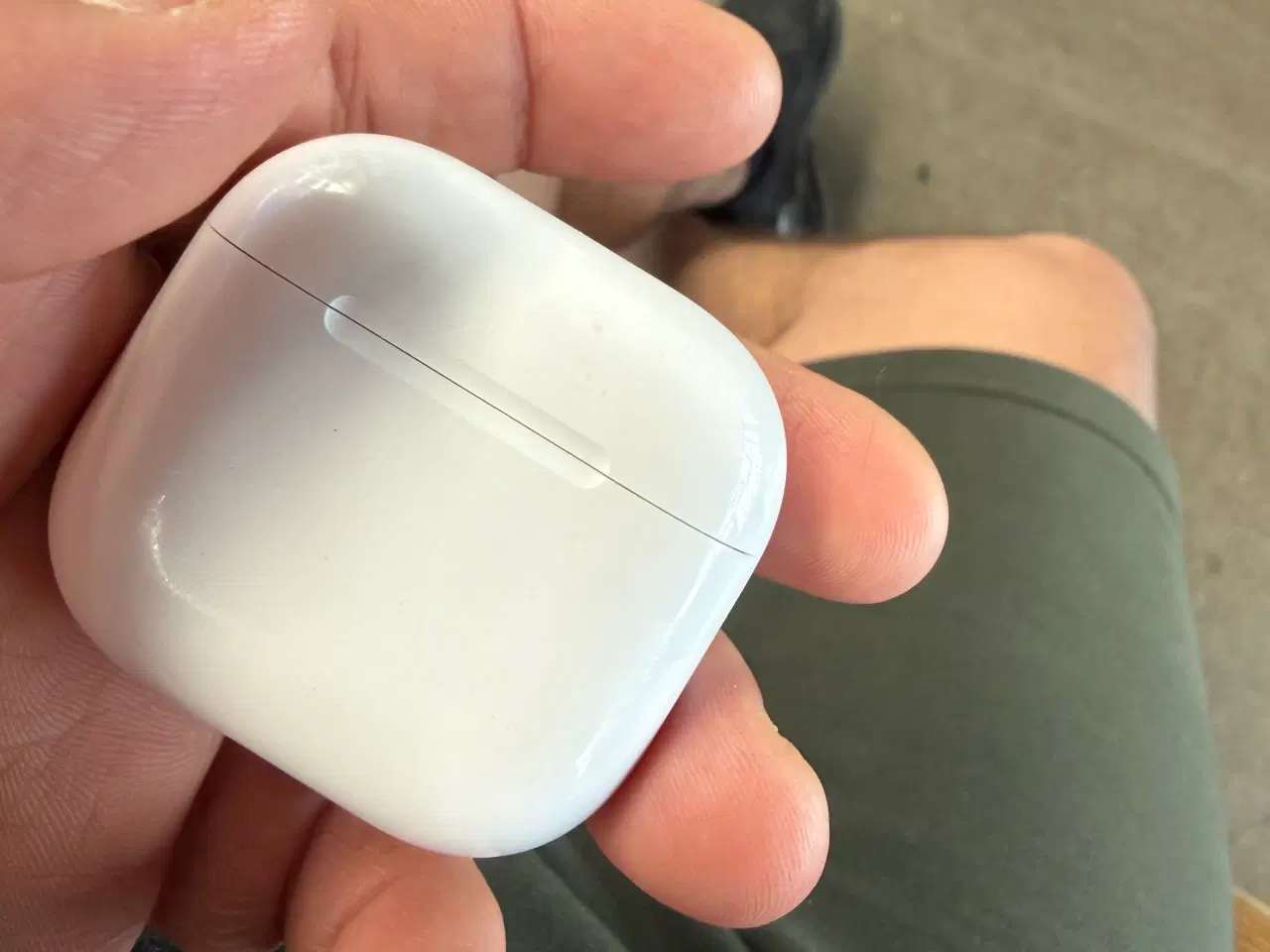 Billede 2 -  Airpods 4 næsten ubrugt