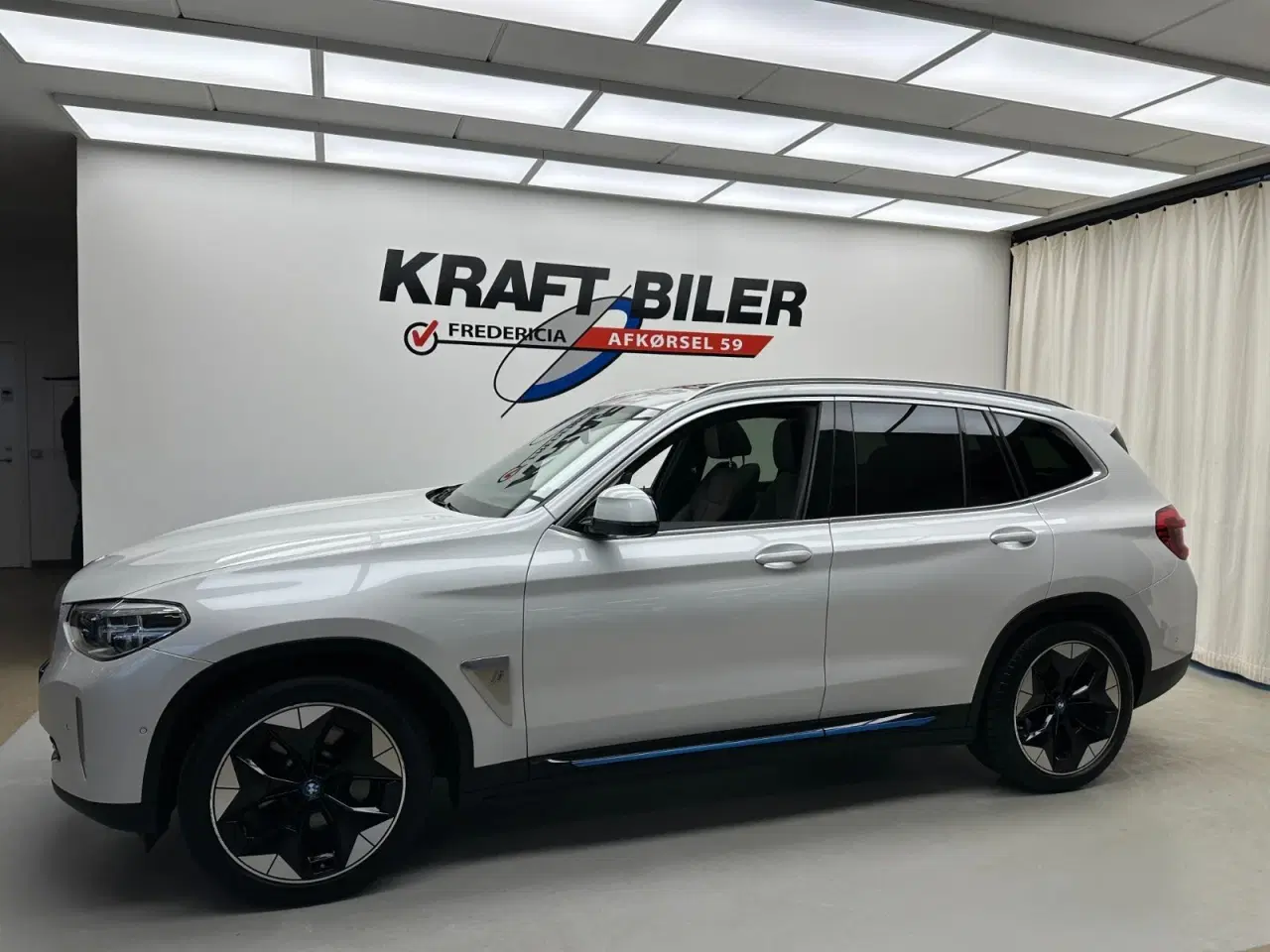 Billede 2 - BMW iX3  Charged Impressive