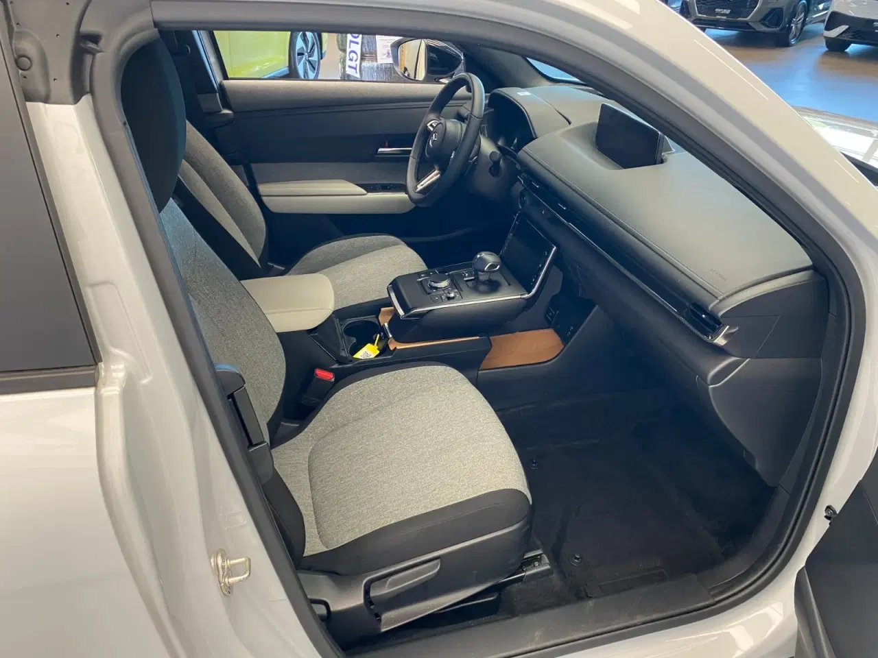 Billede 12 - Mazda MX-30 0,8 e-SkyActiv R-EV Exclusive-Line