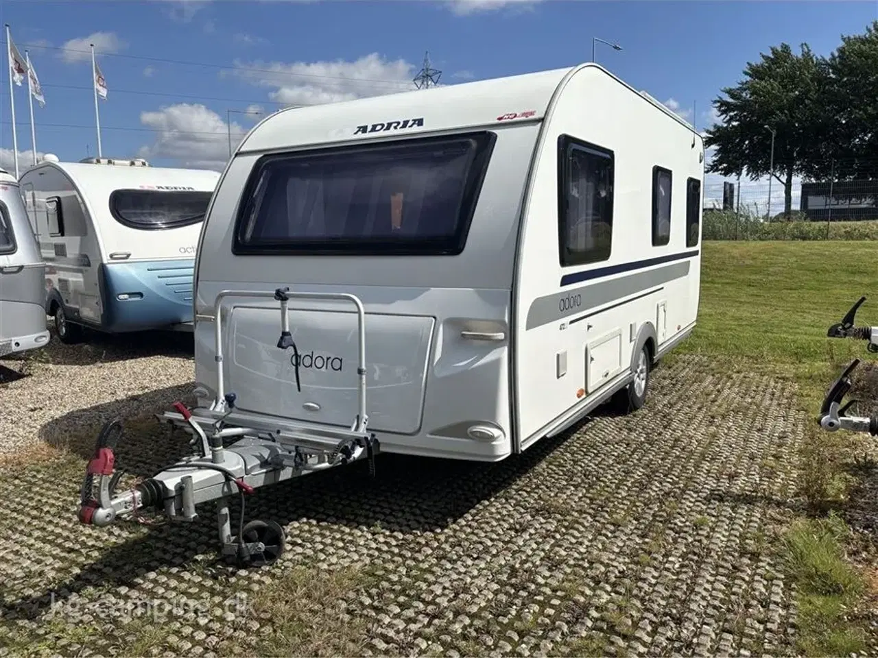 Billede 2 - 2011 - Adria Adora 472 LU XL   Lille let og velholdt enkeltsengsvogn. Kan nedvejes til 1300 KG