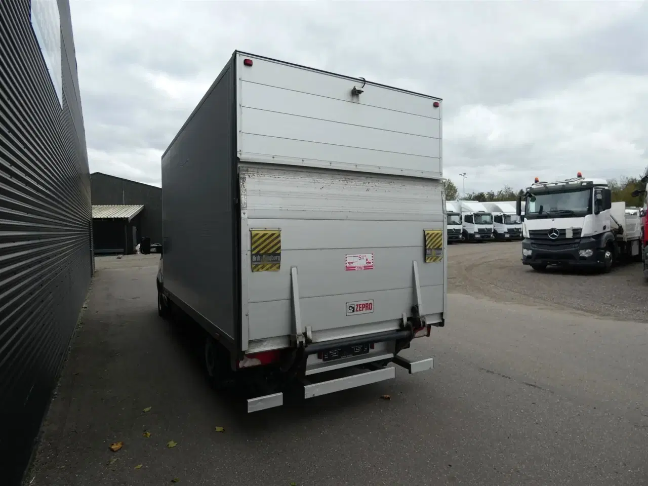 Billede 7 - Mercedes-Benz Sprinter 316 2,1 CDI Alu.kasse m./Lift RWD 163HK Ladv./Chas. Man.