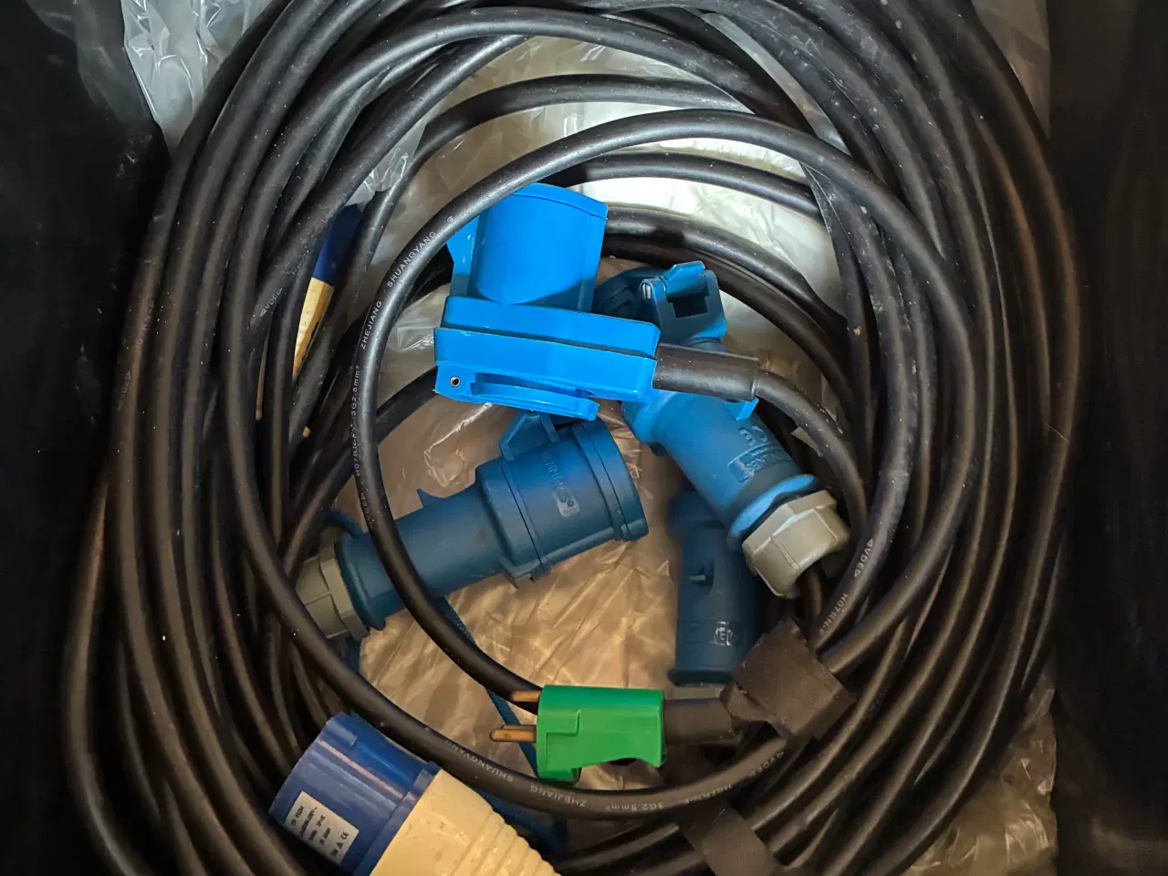 Billede 1 - 25 meter kabel 2,5 kvadrat til camping. 