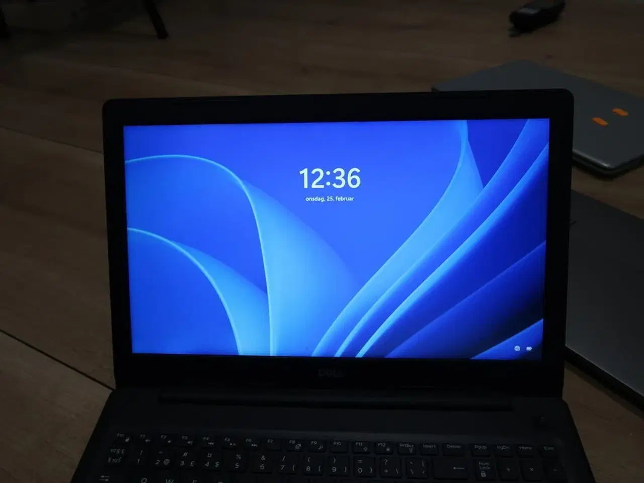 Billede 3 - Bærbarcomputer DELL Vostro 3590