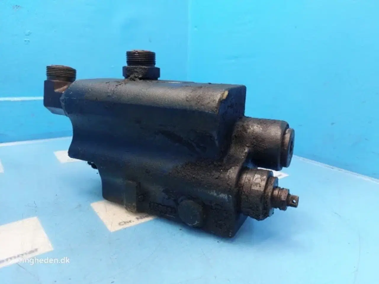 Billede 6 - Case 821E Styreventil 84494280