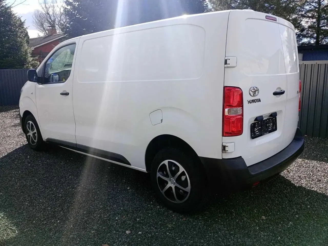 Billede 2 - Toyota ProAce 2,0 D 120 Medium Base