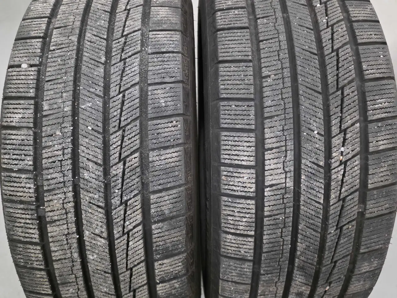 Billede 1 - Vinterdæk 255/45-19 2 stk.