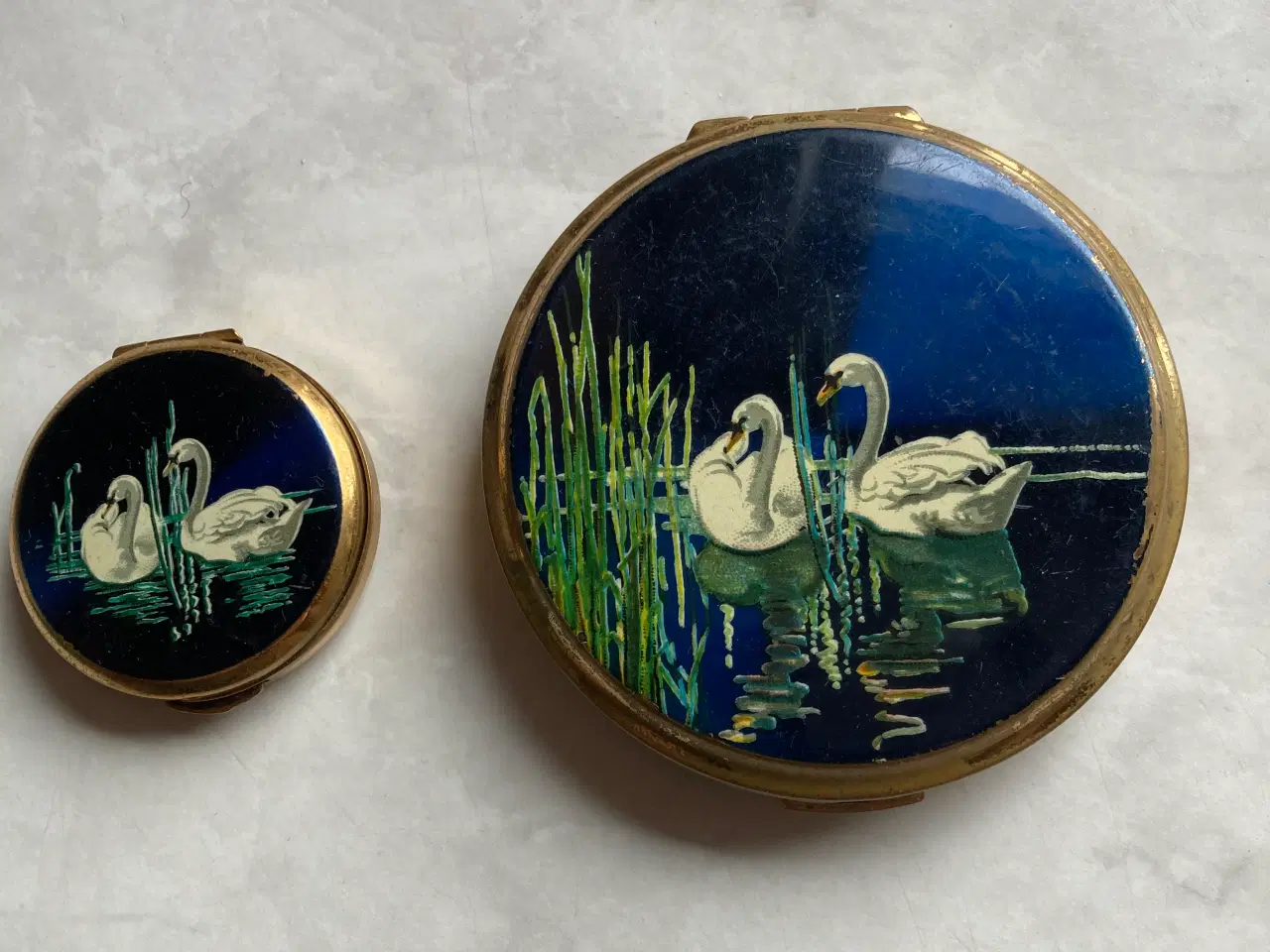 Billede 4 - Antik Makeup spejl og pillebeholder