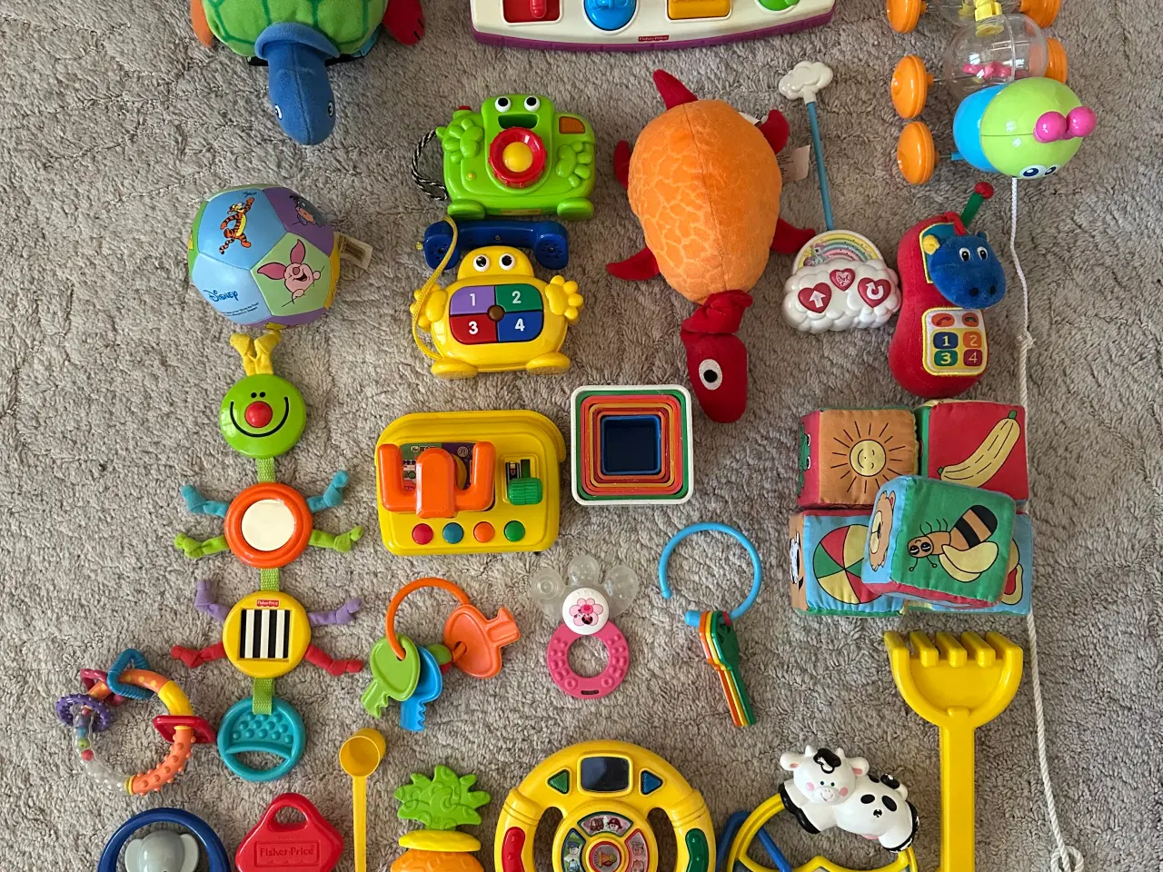 Billede 1 - Blandet legetøj sæt til baby