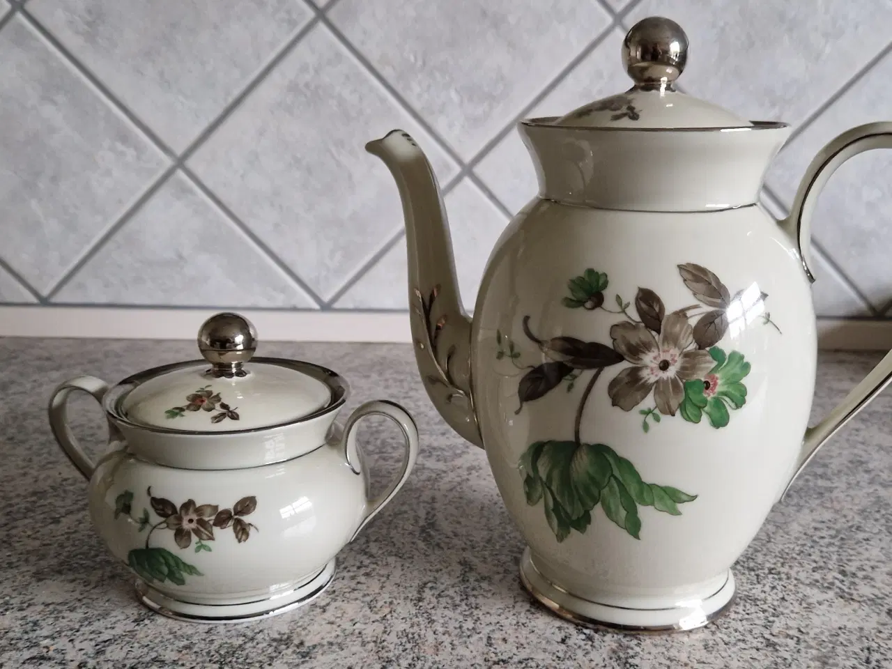 Billede 2 - Grøn vallø Københavns porcelæn kaffestel