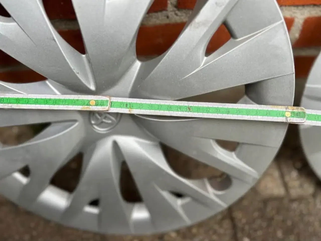 Billede 1 - Hjulkapsler 16”
