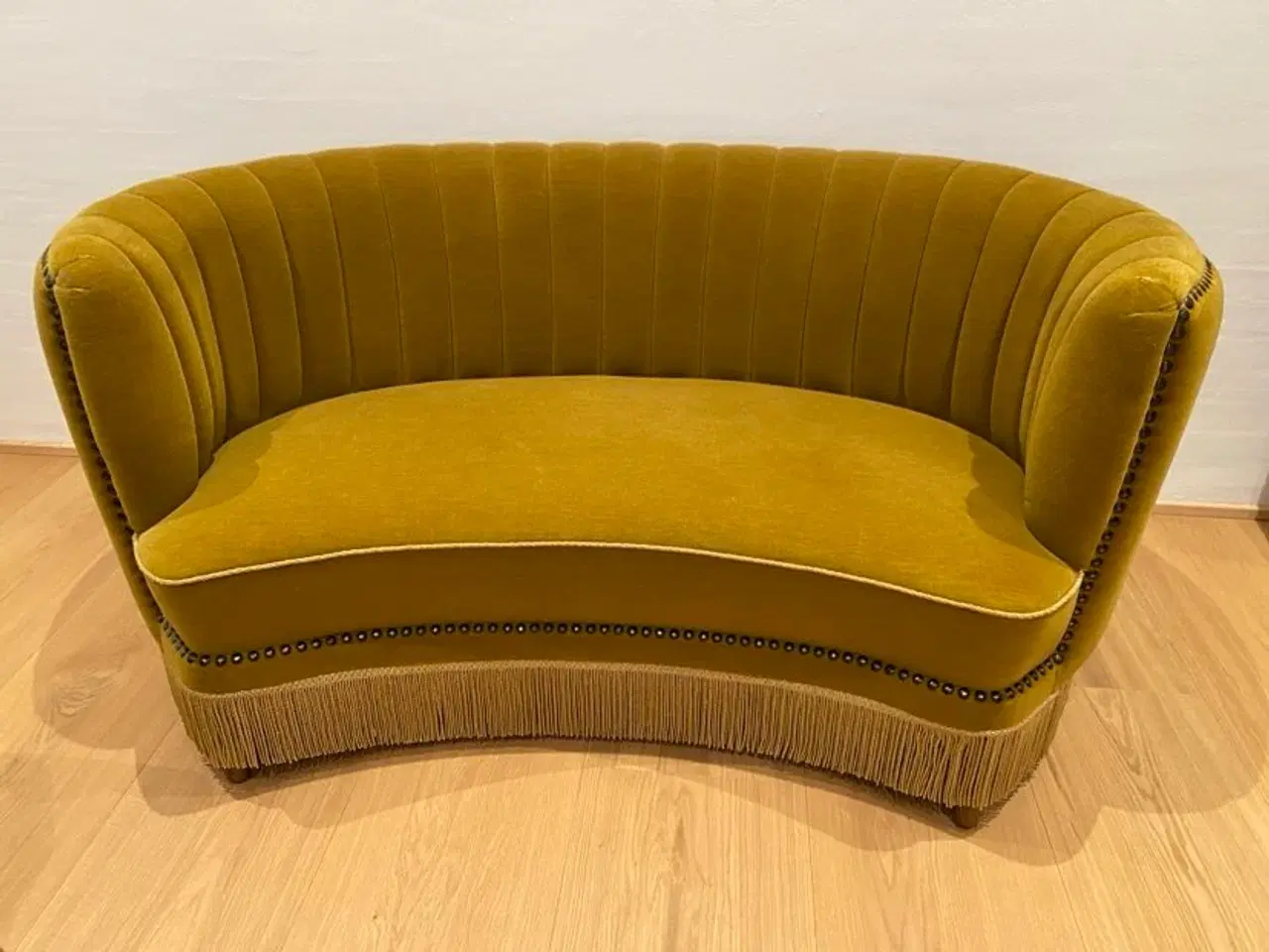 Billede 1 - Retro velour sofa