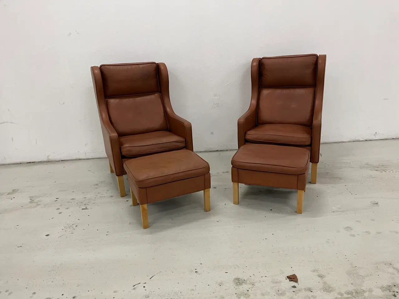 Billede 9 - Mogens Hansen MH195 Øreklapstole m/skamler.