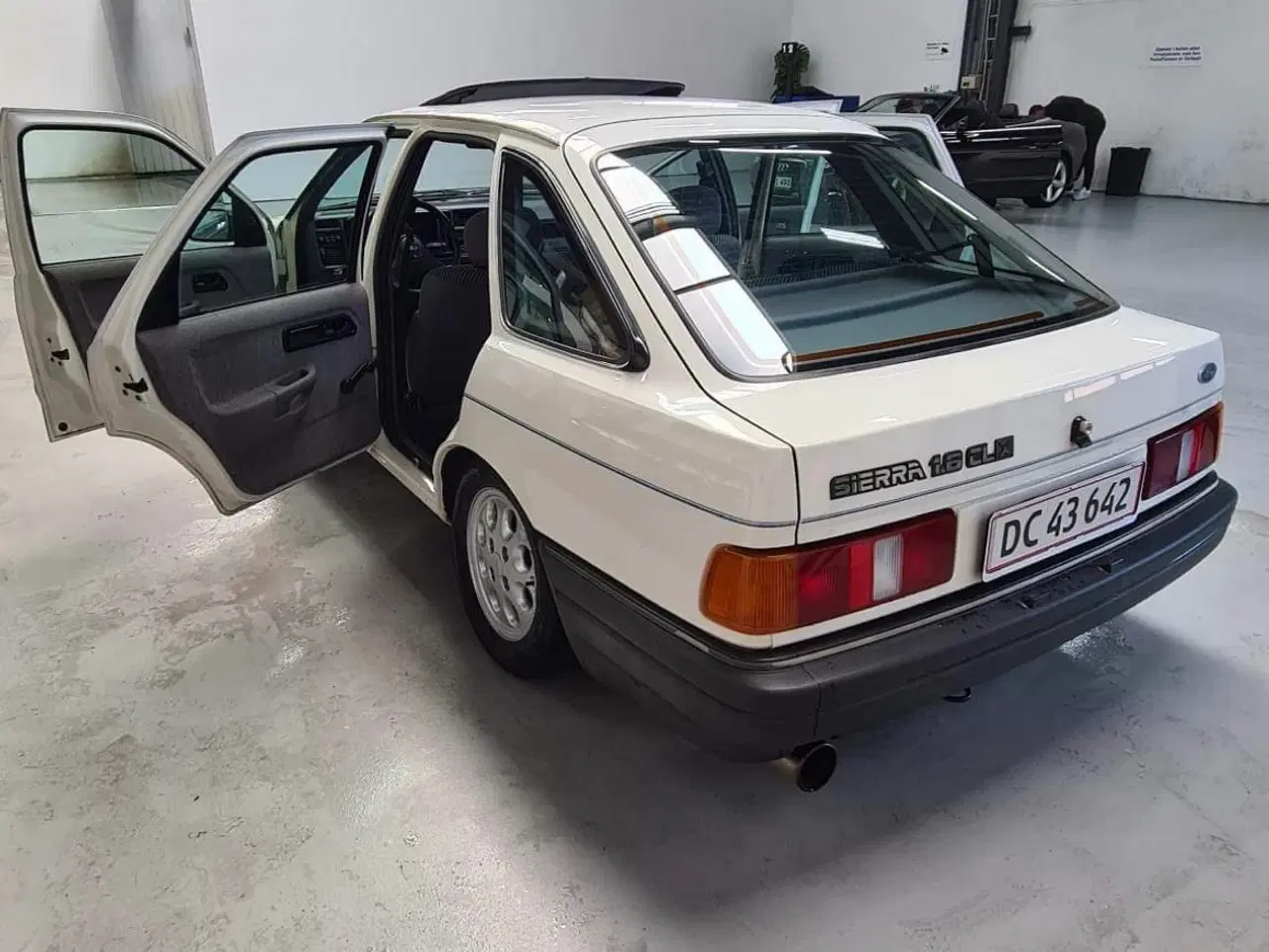 Billede 8 - Ford Sierra 1,6 CLX 5 dørs 75 HK