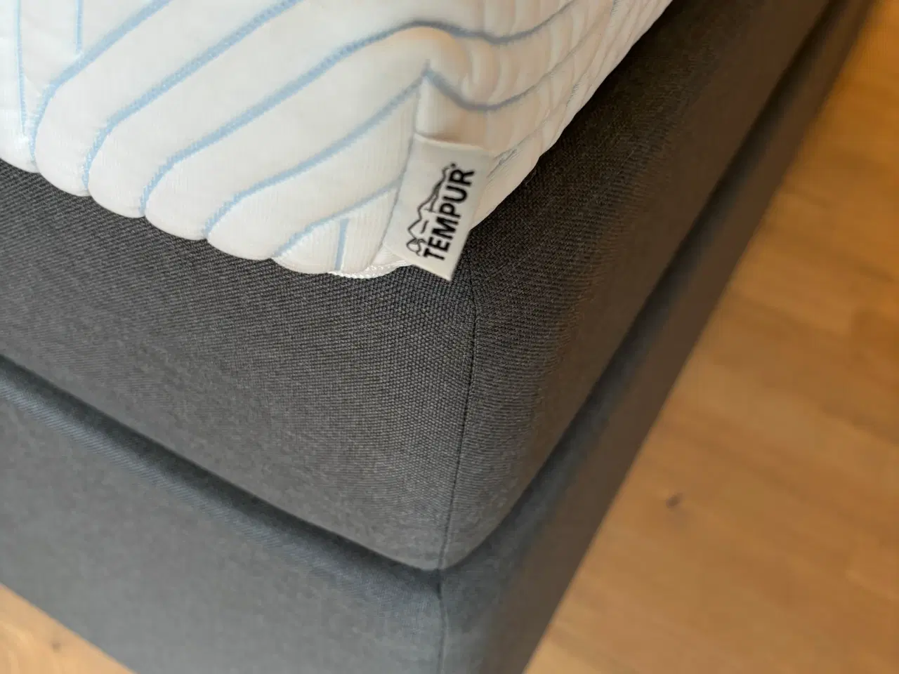 Billede 3 - Flot kontinental seng fra Tempur