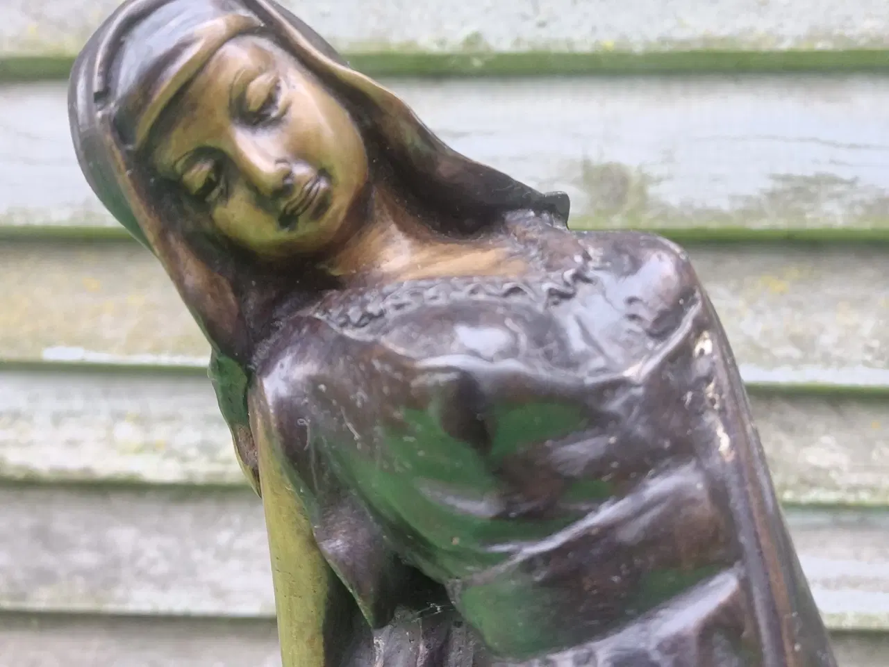 Billede 2 - Smuk kvindefigur i bronze