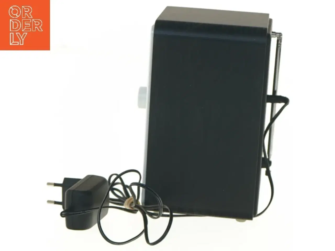 Billede 4 - Digital radio med oplader fra Nordklang (str. 19x11x12 cm)
