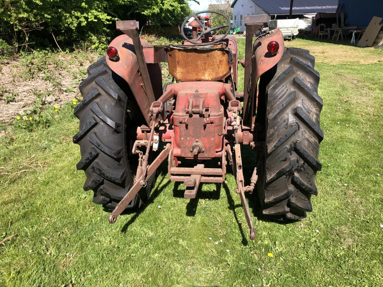 Billede 2 - Mc Macormick IH B275 Benzin