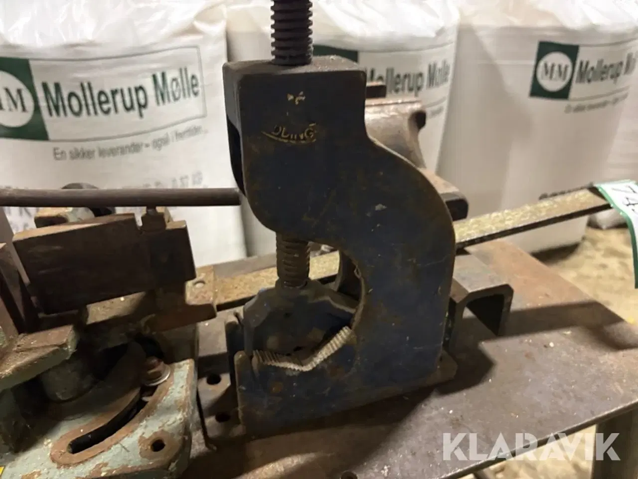 Billede 11 - Smedebord med skruestik