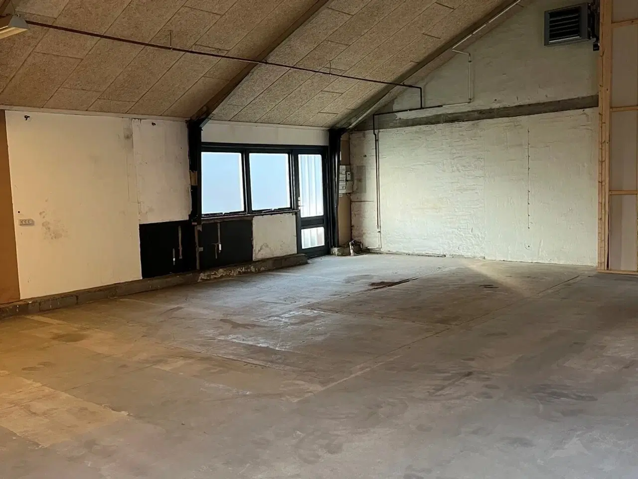 Billede 4 - Lager/værksted på 150 m2 udlejes