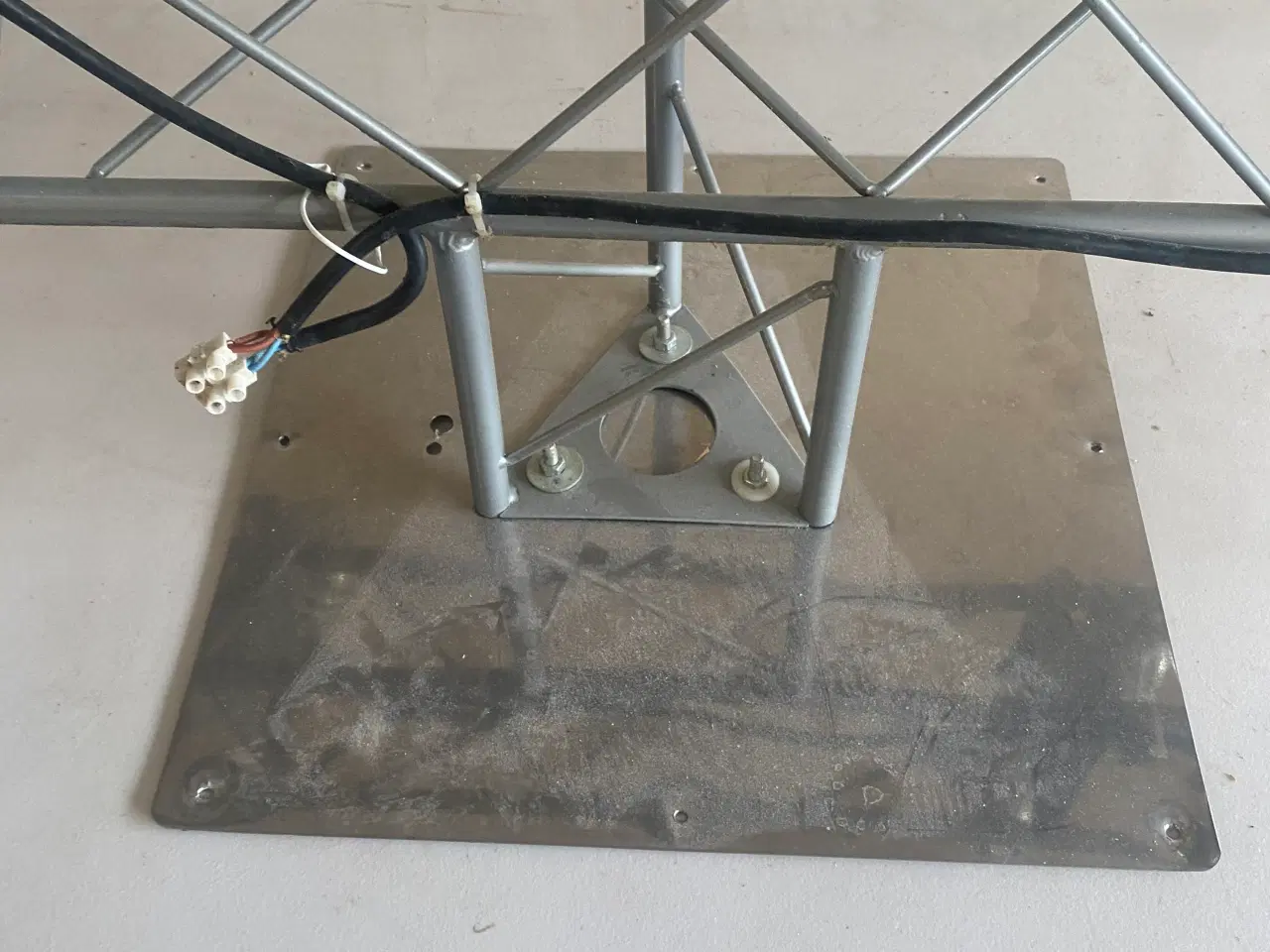 Billede 3 - Mini alu trus med par 8 led lamper