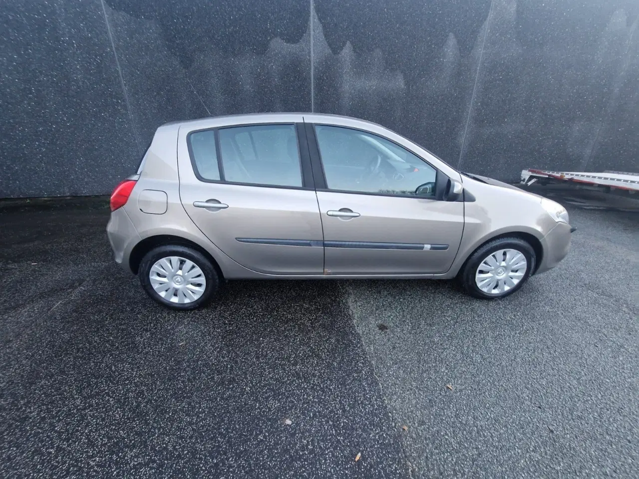 Billede 1 - Renault Clio III 1,2 16V Authentique