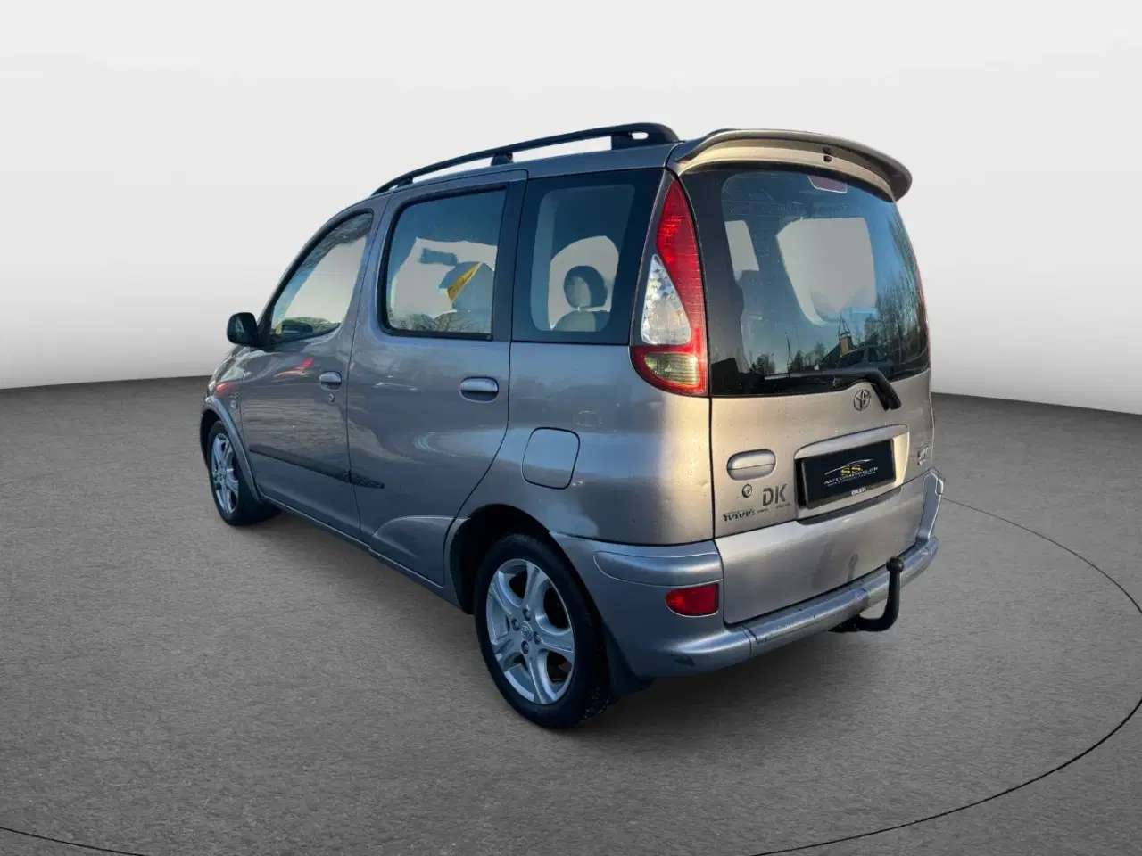 Billede 4 - Toyota Yaris Verso 1,4 D-4D Luna