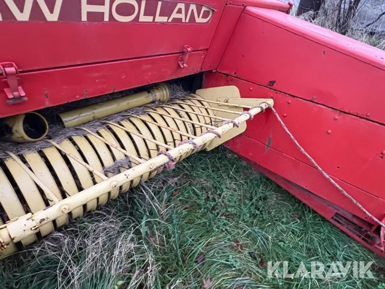 Billede 10 - Ballepresser New Holland 276