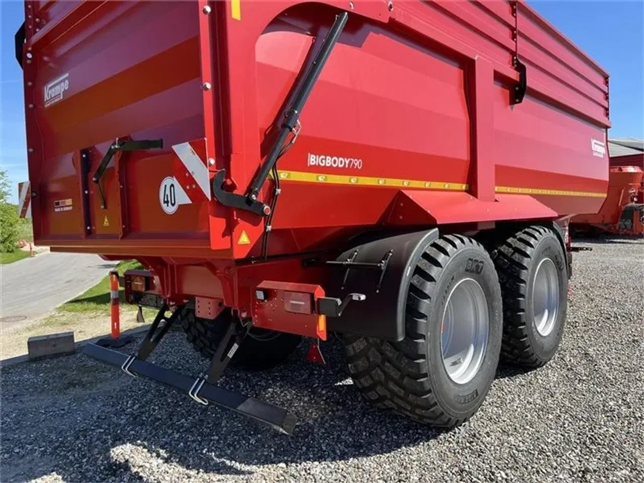 Billede 3 - Krampe Big Body 790 Rød