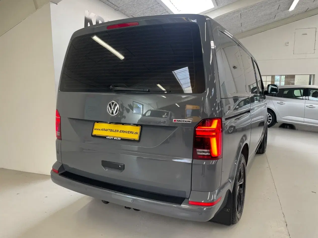 Billede 4 - VW Transporter 2,0 TDi 199 Kassevogn DSG 4Motion kort