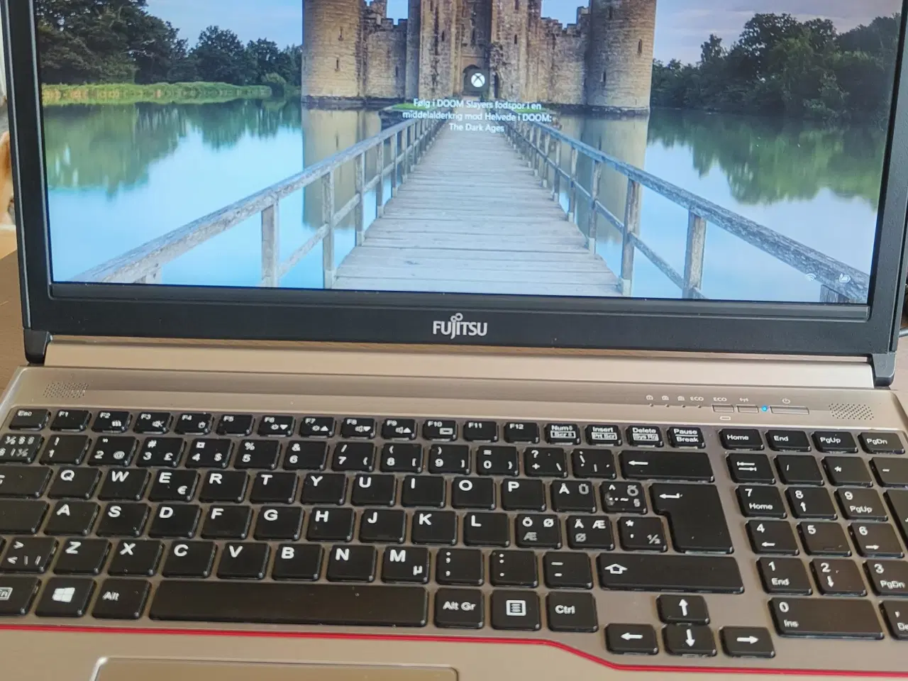 Billede 1 - Fujitsy Lifebook E756 Bærbar PC