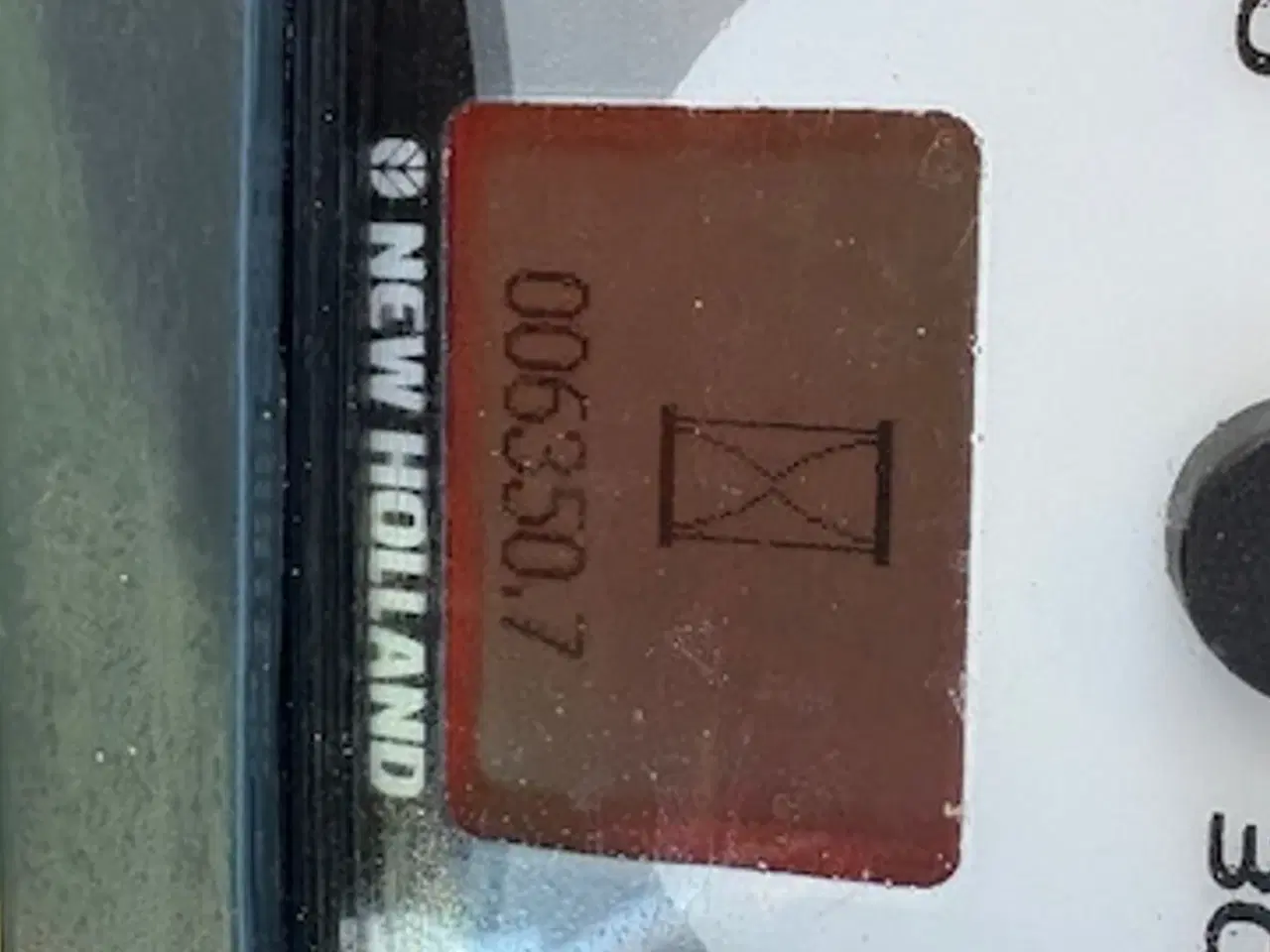 Billede 18 - New Holland B115B HYDRAULISK VOLVO SKIFT FOR, MEKANISK HURTIGSKIFT BAG