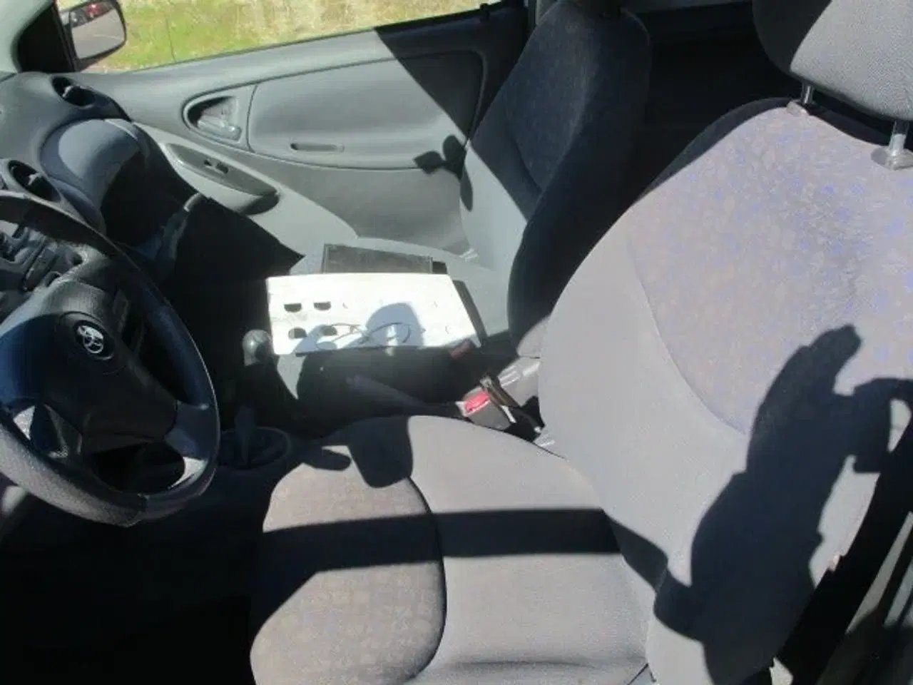 Billede 9 - Toyota Yaris 1,3 Luna