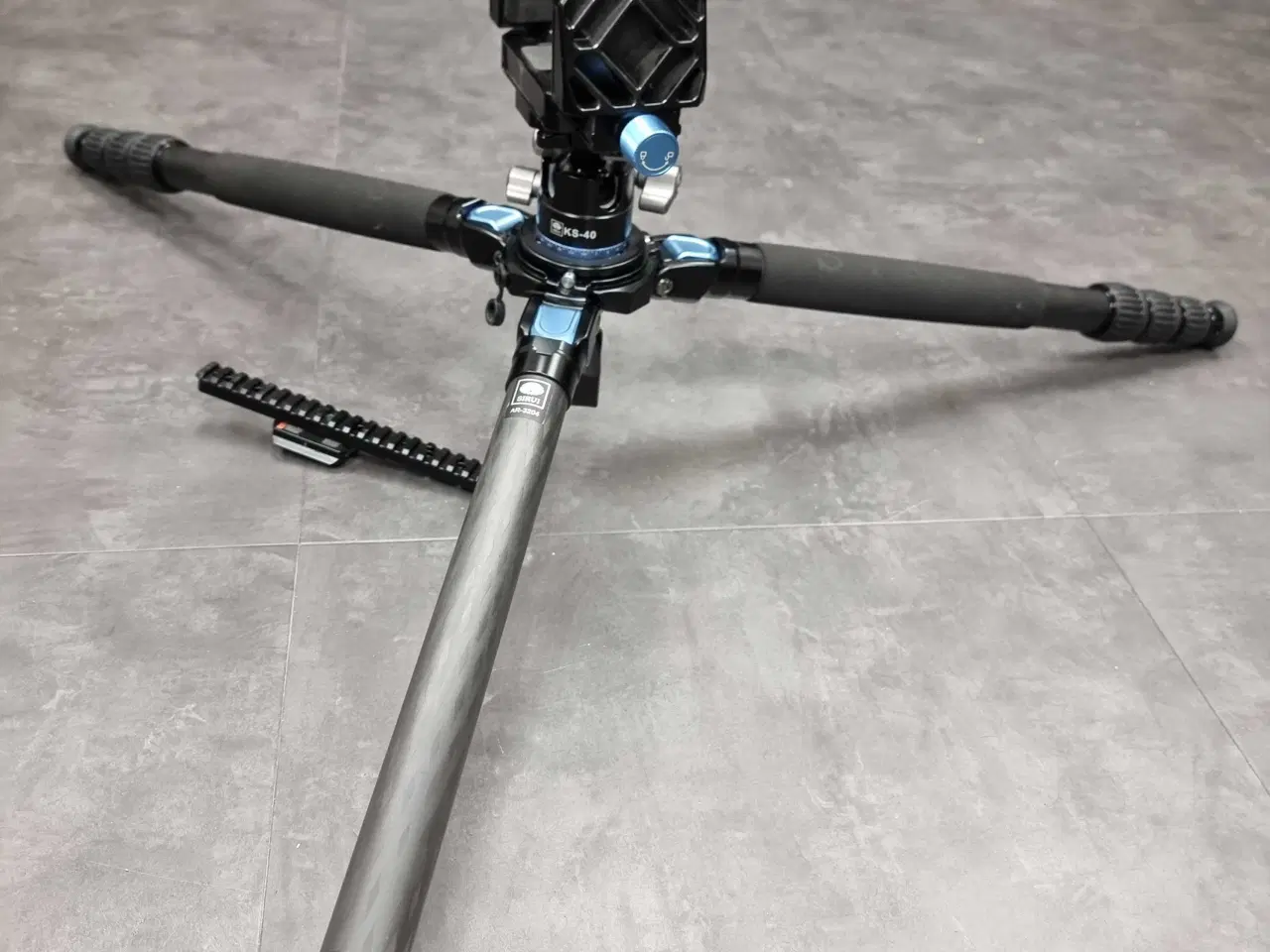 Billede 1 - Sirui Bipod