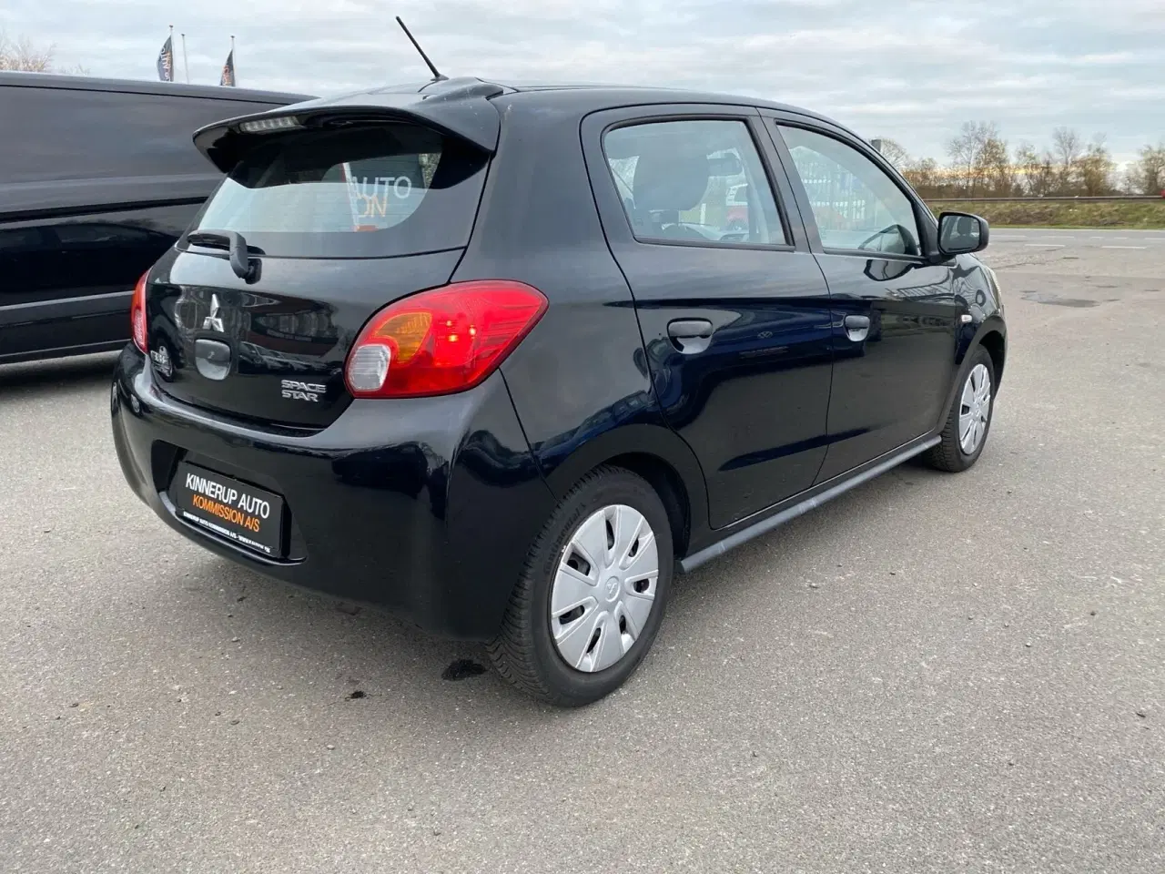 Billede 3 - Mitsubishi Space Star 1,0 Inform 71HK 5d