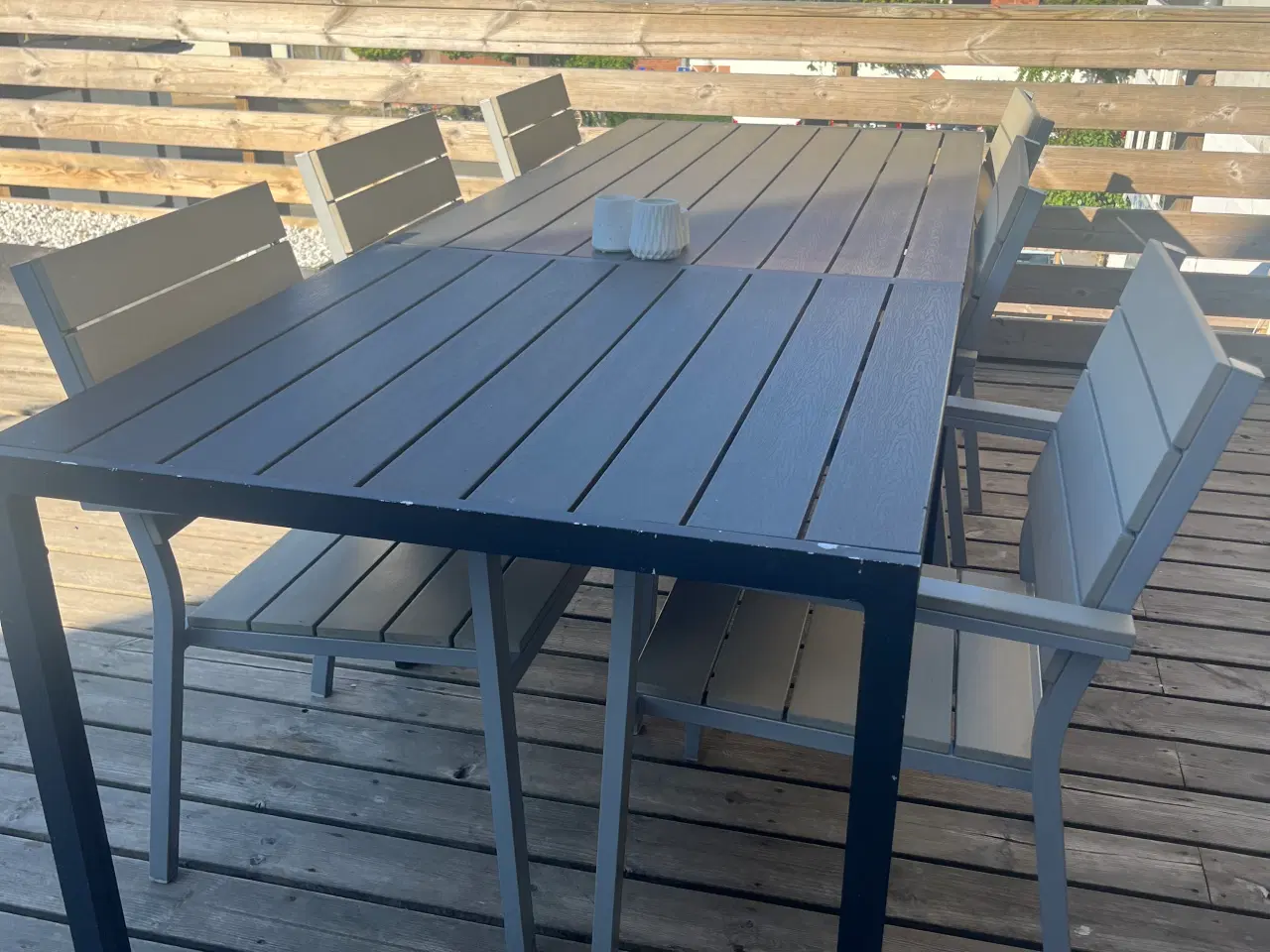 Billede 2 - Havebord, stole og hynder