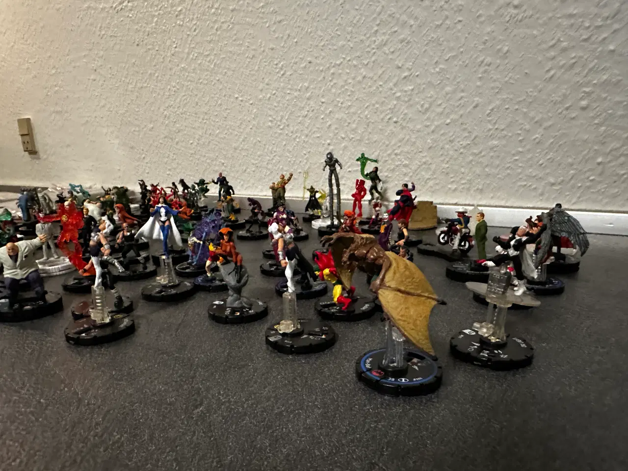 Billede 8 - Hero Clix samling HELT NYT