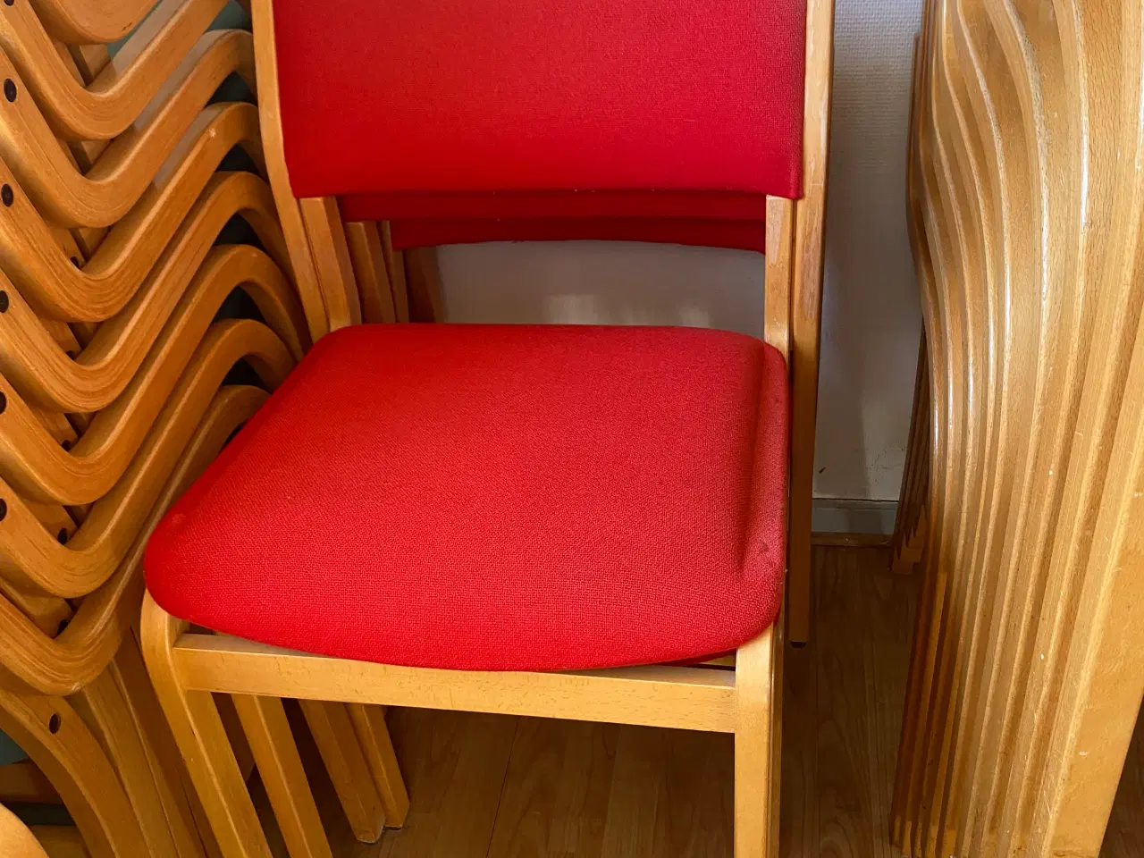 Billede 1 - Stole i forskellige farver