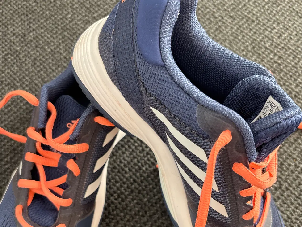 Billede 1 - Adidas sportssko str 36 2/3