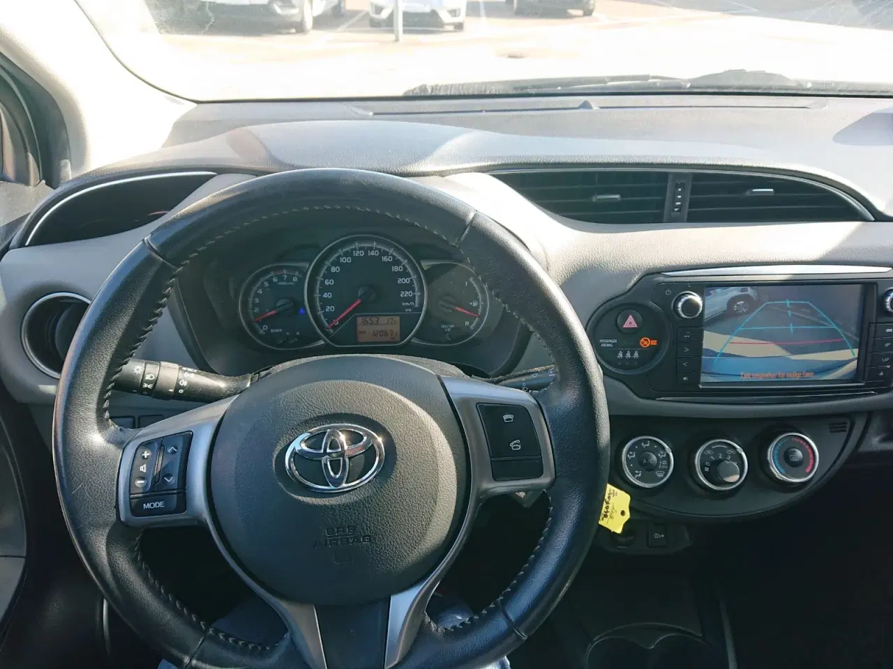 Billede 2 - Toyota Yaris 1,0 VVT-i T2