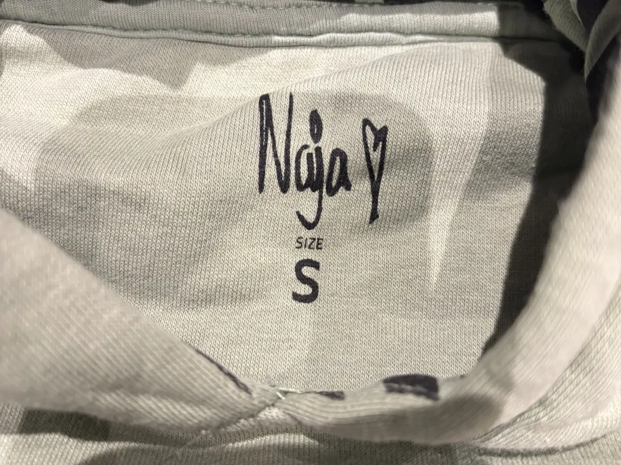 Billede 3 - Naja Mønster hoodie