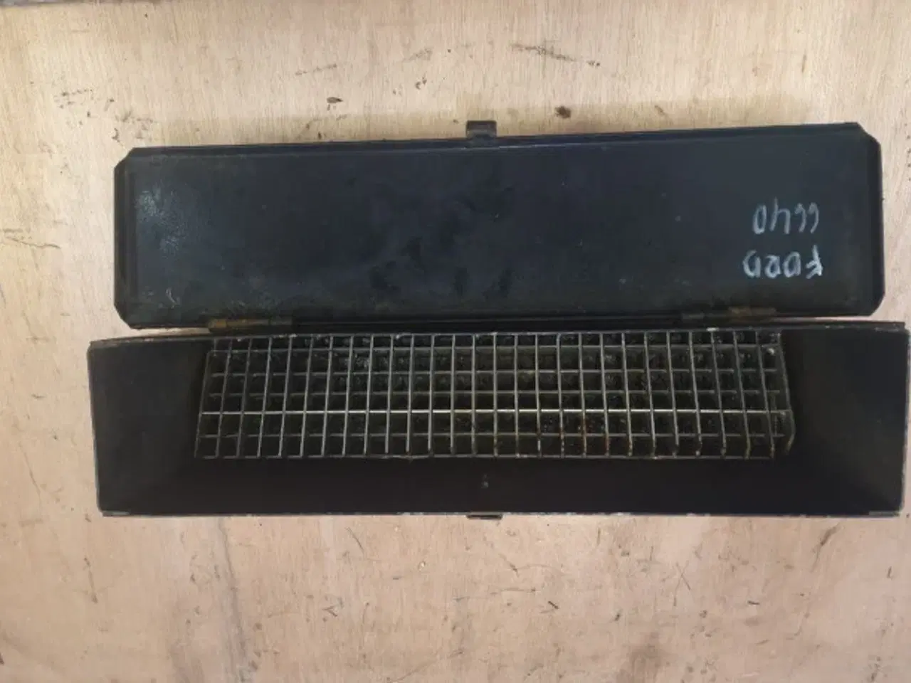 Billede 6 - Ford 6640 Værkktøjkasse F0NN17005AA11M