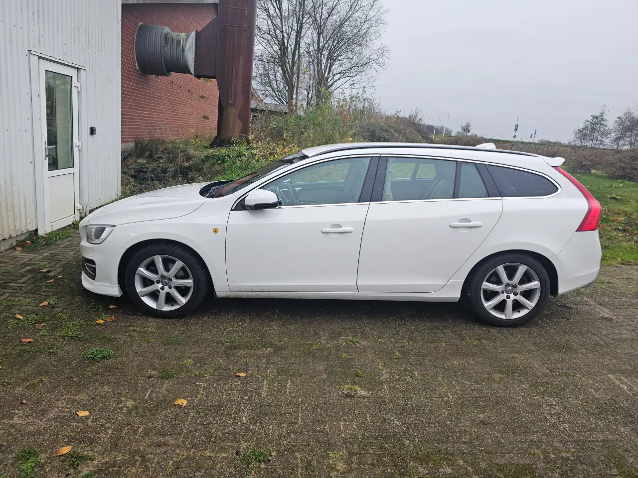 Billede 2 - Volvo V60 D4 190hk 2017