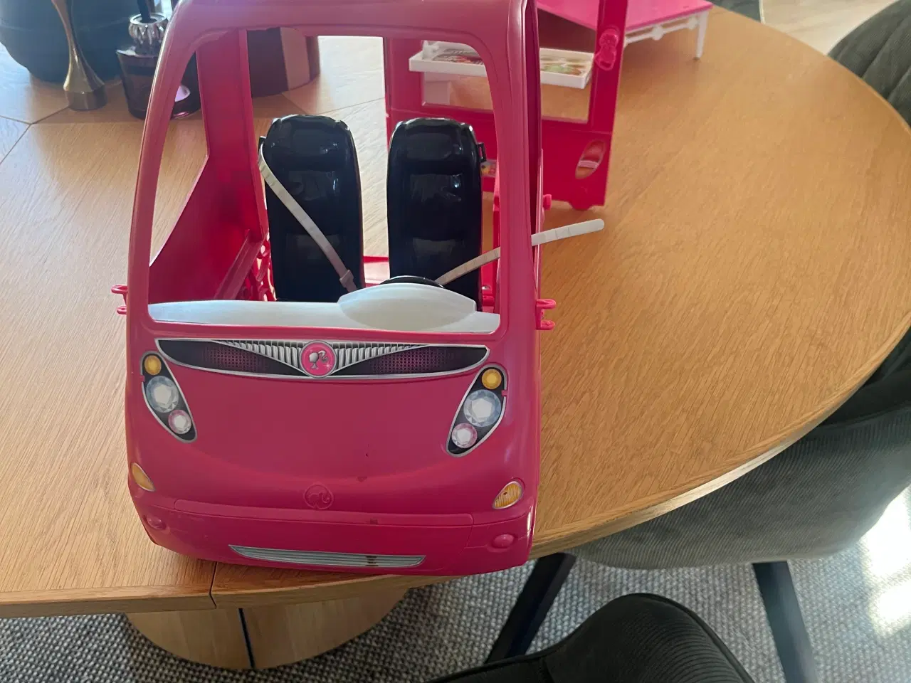 Billede 4 - Barbie campingvogn 
