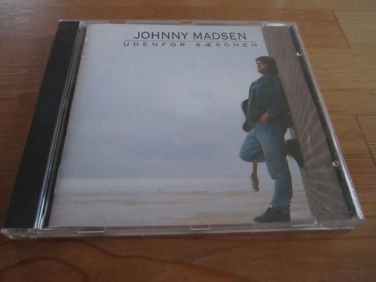 Billede 1 - JOHNNY MADSEN. Udenfor Sæsonen.