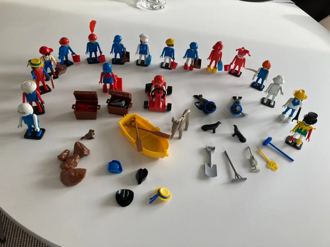 Billede 2 - Playmobil figurer og småting